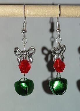 Handmade Christmas Jingle Bell Earrings Green Red Silver Bow Dangle #C78